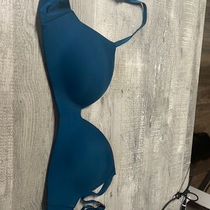 Victoria’s Secret Bar NWT